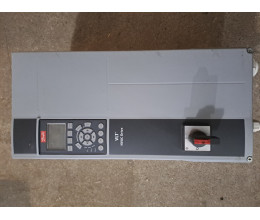 Danfoss VLT FC-102P18KT4E55H3 HVAC Drive 18.5kW LOT 3 Danfoss VLT FC-102P18KT4E55H3 HVAC Drive 18.5kW LOT 3