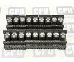 Проміжне реле Siemens LZX:PT370730 230V AC з розеткою Schrack PT78703