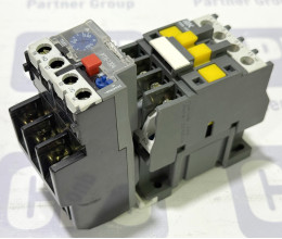 Магнітний пускач IEK КМИ-10910 9А 230В з тепловим реле РТИ-1304 (0.4-0.63А)