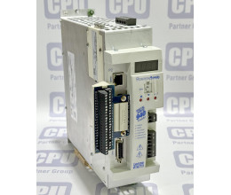 Сервопідсилювач Lenze PositionServo 940 E94P090T4NEM (13323367) з модулями E94ZATB02 та E94ZAPFB1 Сервопідсилювач Lenze PositionServo 940 E94P090T4NEM (13323367) з модулями E94ZATB02 та E94ZAPFB1