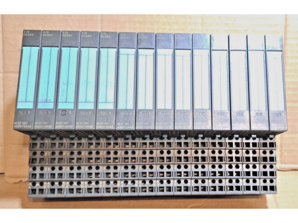 Модуль дискретного введення Siemens SIMATIC S7 ET 200S 2DI DC24V 6ES7131-4BB01-0AA0. Лот 14 шт 6ES7131-4BB01-0AA0 | Siemens - Зображення 1