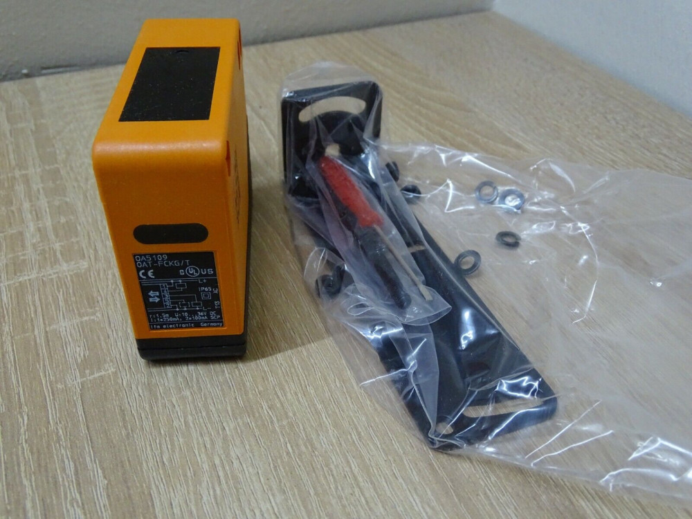 IFM EFECTOR 200 OA5109 OAT-FCKG/T PHOTO ELECTRIC SENSOR 1 PCS #AD1612# OA5109 | Ifm Electronic - Зображення 1