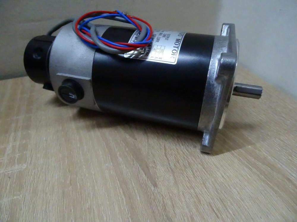 SANYO DENKI SuperV M818T-031 Servo motor (1PCS) #P1254# SuperV | SANYO DENKI - Зображення 1