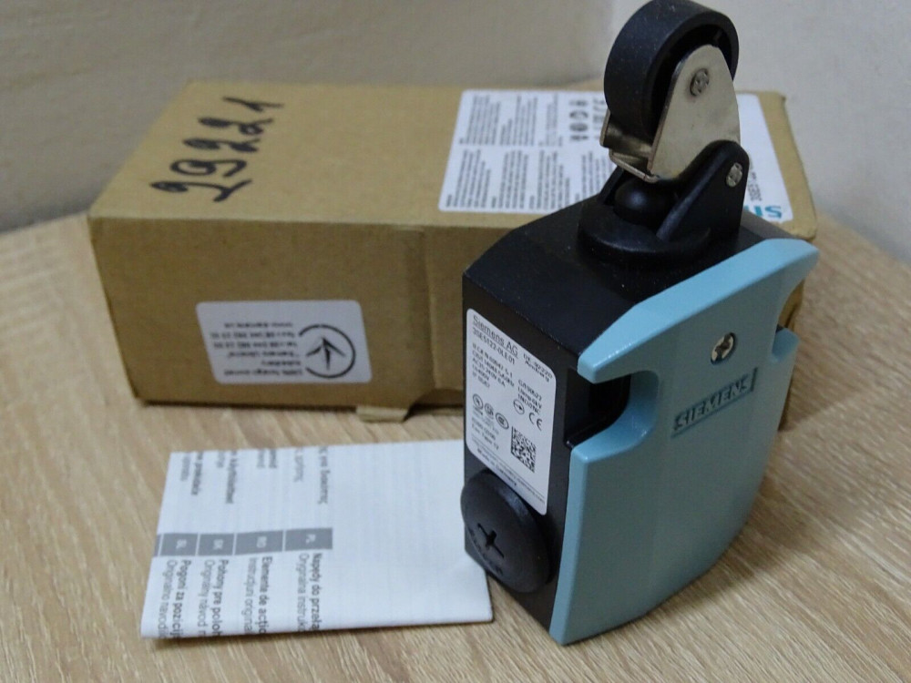 Siemens 3SE5122-0LE01 Metal Enclosure Position Switch 1 PCS 3SE5122-0LE01 | Siemens - Зображення 1