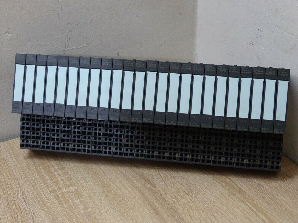 Siemens 6ES7132-4HB00-0AB0 ET 200S 1 pcs 6ES7132-4HB00-0AB0 | Siemens - Зображення 1