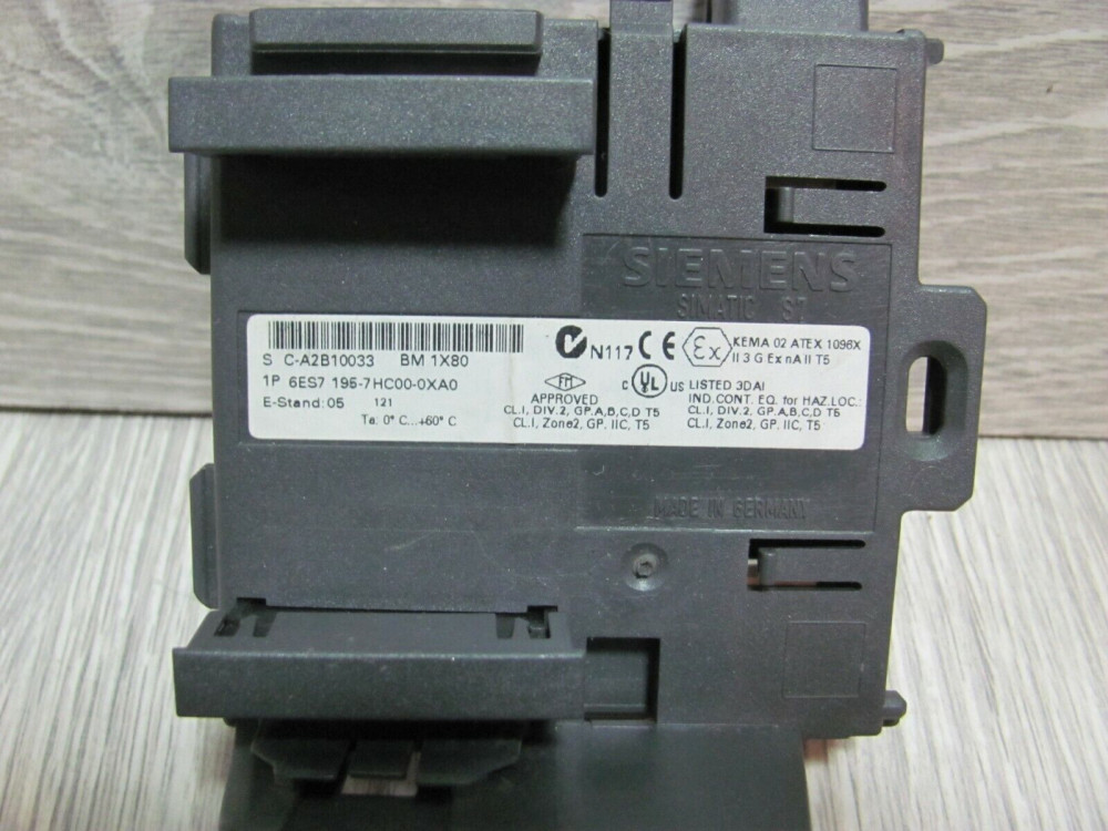 Siemens 6ES7195-7HC00-0XA0 Bus module for ET 200M 1 lot 5 pcs 6ES7195-7HC00-0XA0 | Siemens - Зображення 1