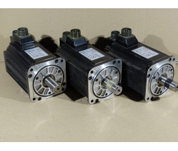 YASKAWA SERVO MOTOR SGMSH-40ACA61 1 Pcs #SV1362#