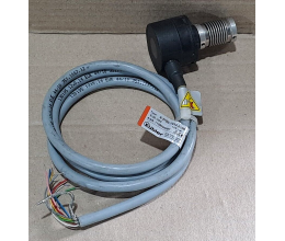 Kuebler 8.3700.1332.0100 Encoder Incremental 1 pcs #AD1612#