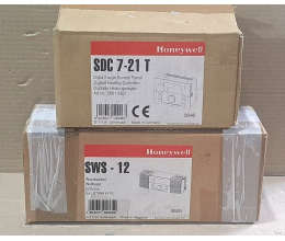 Honeywell SDS 7-21T + SWS-12 Digital Heating Controller 1 lot Honeywell SDS 7-21T + SWS-12 Digital Heating Controller 1 lot