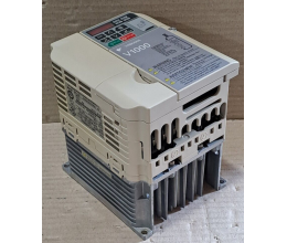 YASKAWA CIMR-VC4A0004BAA, 1,5KW/1.1KW REV A, 380-480V (1 PCS) YASKAWA CIMR-VC4A0004BAA, 1,5KW/1.1KW REV A, 380-480V (1 PCS)