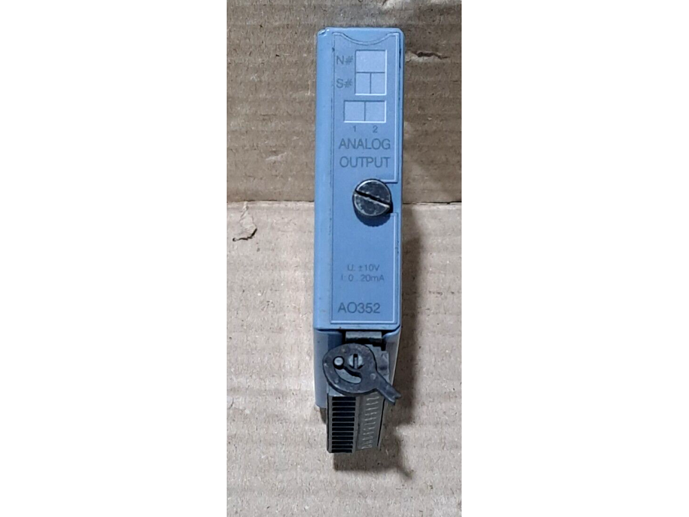 B&R 7AO352.70 REV. C0 analog output module 1 pcs B&R 7AO352.70 | B&R - Зображення 1