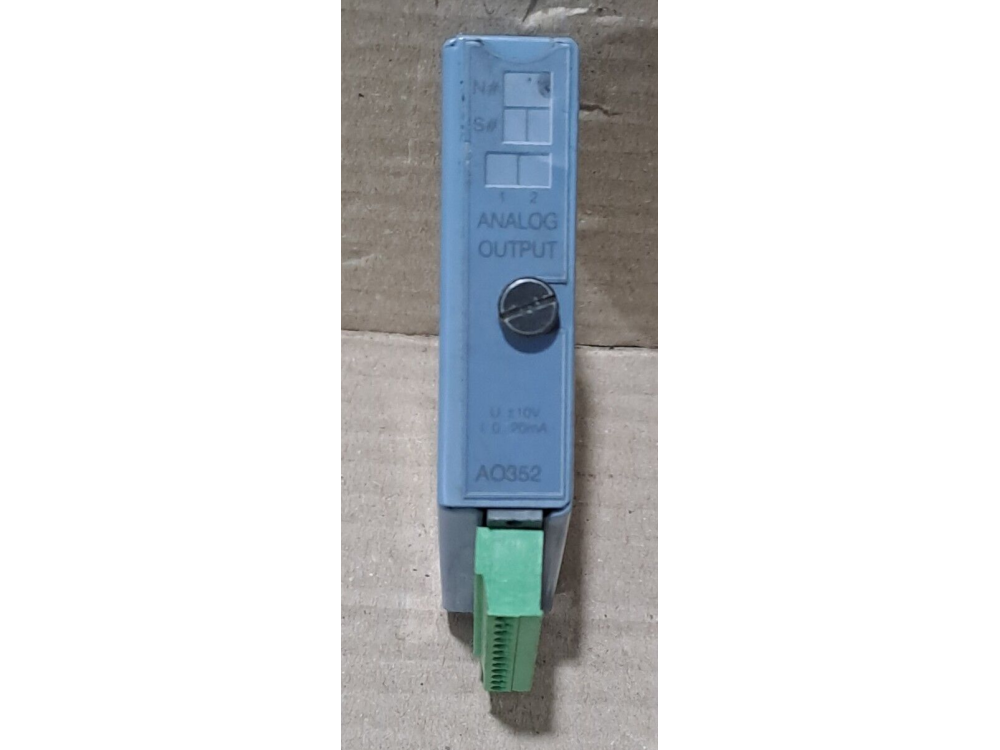 B&R 7AO352.70 REV. C0 analog output module 2 outputs ±10 V or 0 to 20 mA 1 pcs B&R 7AO352.70 | B&R - Зображення 1