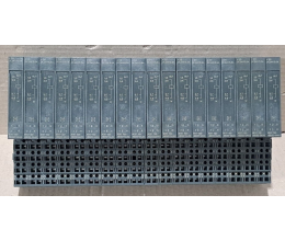 Siemens ET200S 6ES7132-4BD02-0AA0 #BD7809# ( 1 lot ) Siemens ET200S 6ES7132-4BD02-0AA0 #BD7809# ( 1 lot )