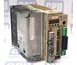 1 lot of two spare parts Omron R88A-MCW151-E 1.5 R88A + SGDH-05DE-OY 1 Pcs