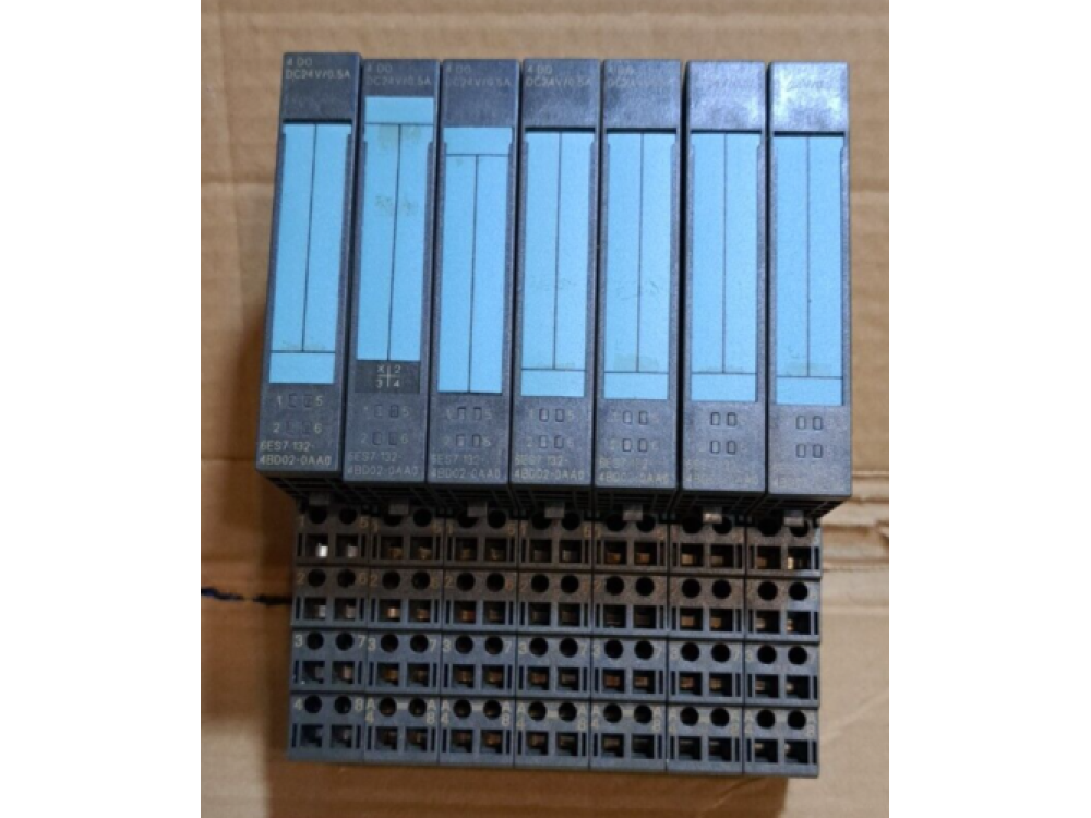 6ES7132-4BD02-0AA0 | Siemens - Зображення 1