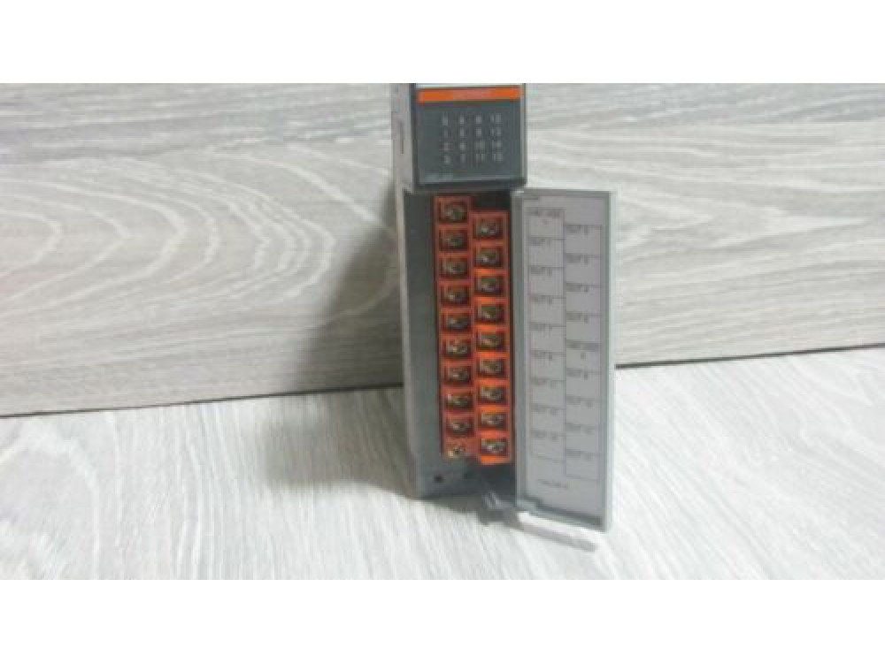 Allen Bradley SLC 500 1746-OW16 Output Module 1746-OW16 | Allen-Bradley - Зображення 1